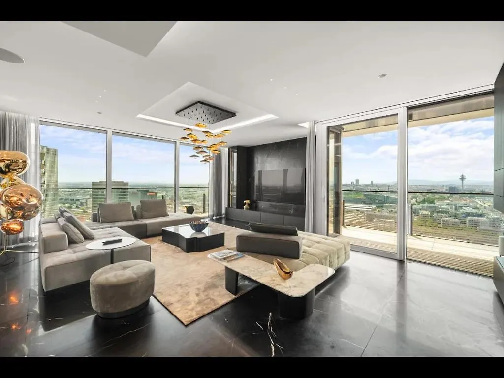 Appartamento Luxurious Penthouse Triiiple Towers - What'App - 0034-656-619-782 - For Reservations! Vienna